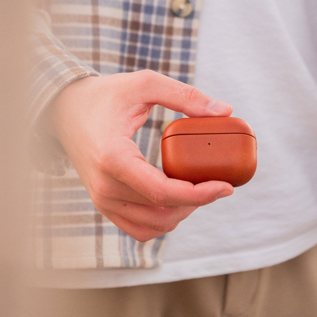 Leather AirPods (4th Generation) Case - Saddle Brown
