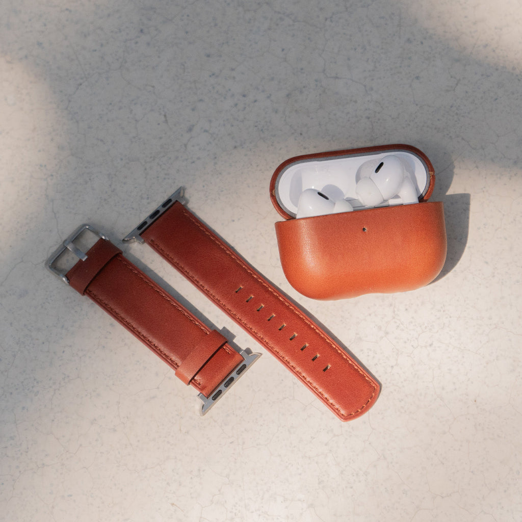 Leather AirPods (4th Generation) Case - Saddle Brown