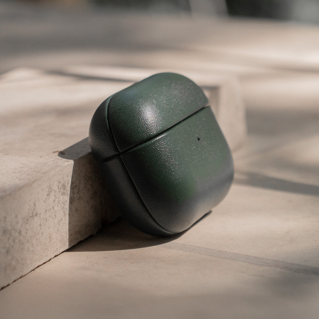 Nappa Leather AirPods (4th Generation) Case - Avocado Green