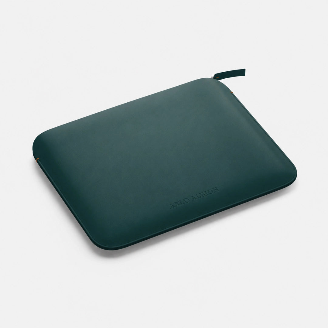 Luxury Nappa Leather MacBook Pro 16" sleeve with zip - Avocado Green