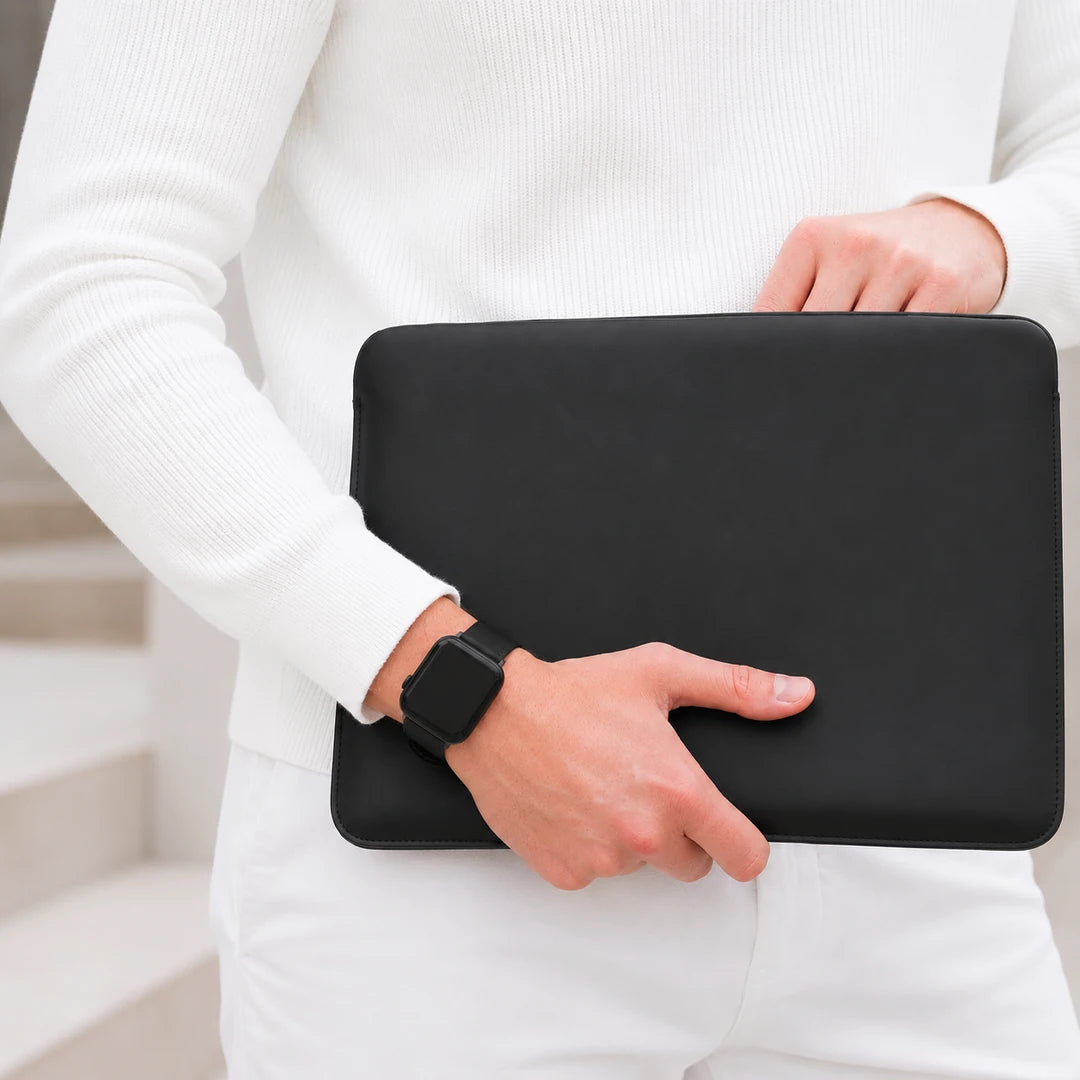Luxury Nappa Leather MacBook Pro 16" sleeve with zip - Black