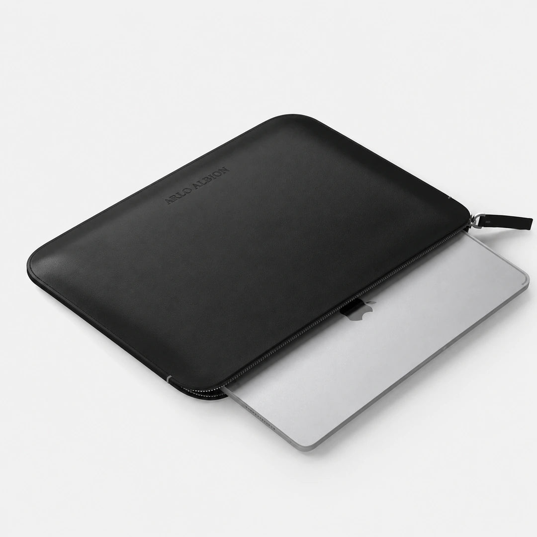 Luxury Nappa Leather MacBook Pro 16" sleeve with zip - Black