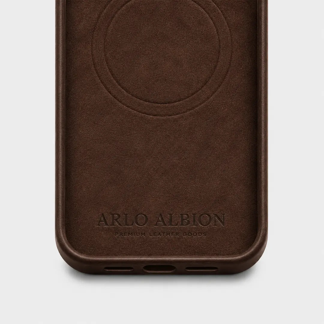 iPhone 17e Leather Shell Case Metal, MagSafe - Dark Brown