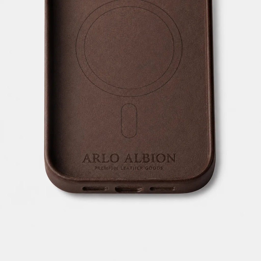 Leather iPhone 17 Pro Shell Case Metal, MagSafe - Dark Brown