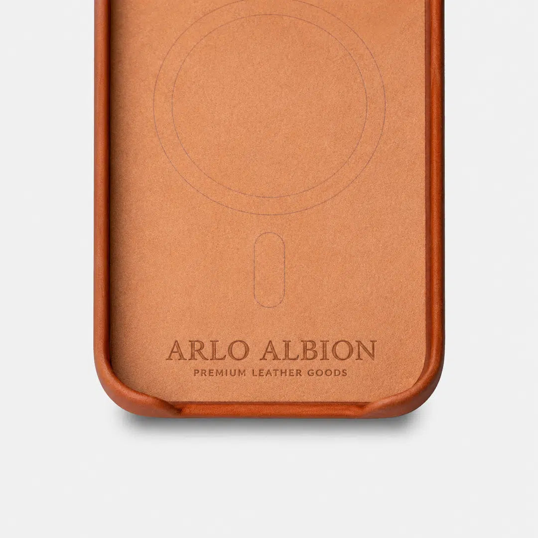 Leather iPhone 17 Air Shell Case Metal, MagSafe - Saddle Brown