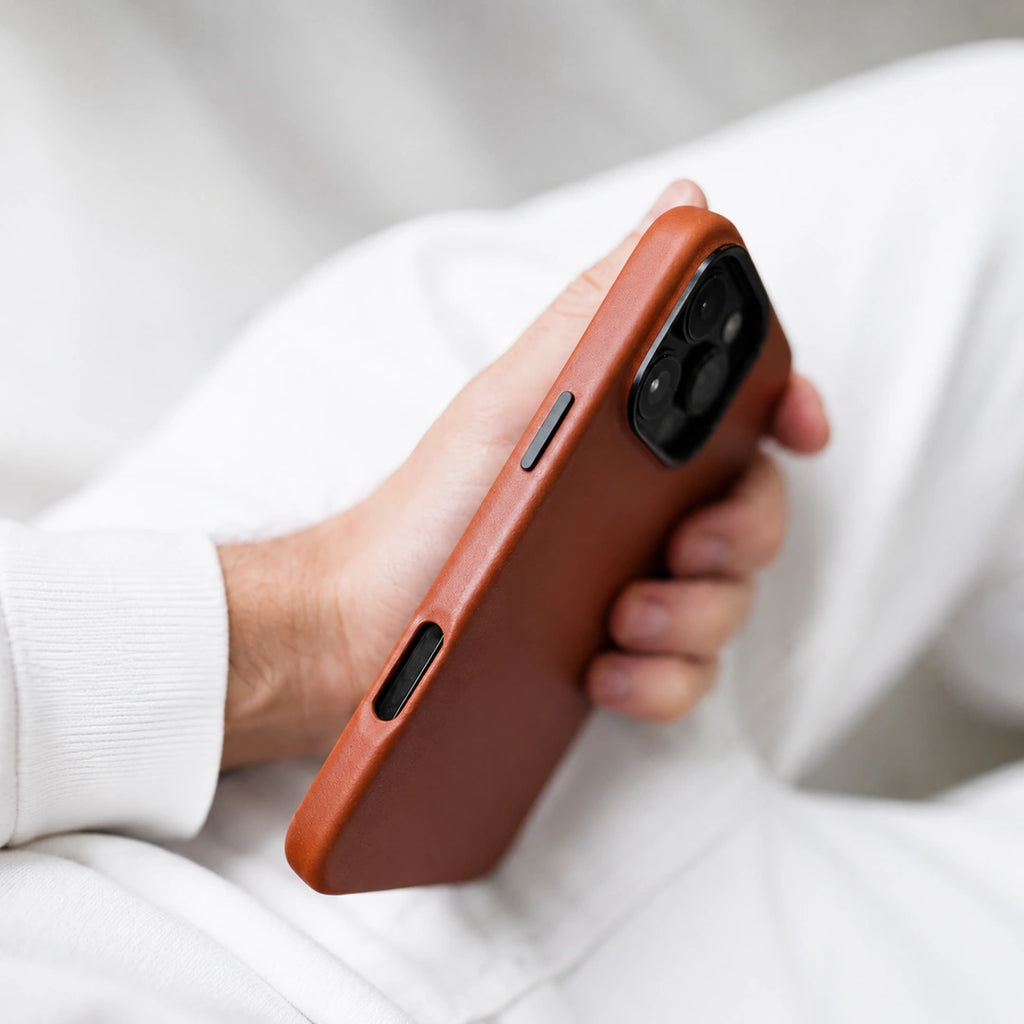 iPhone 16 Pro Max Leather Shell Case Metal, MagSafe - Saddle Brown