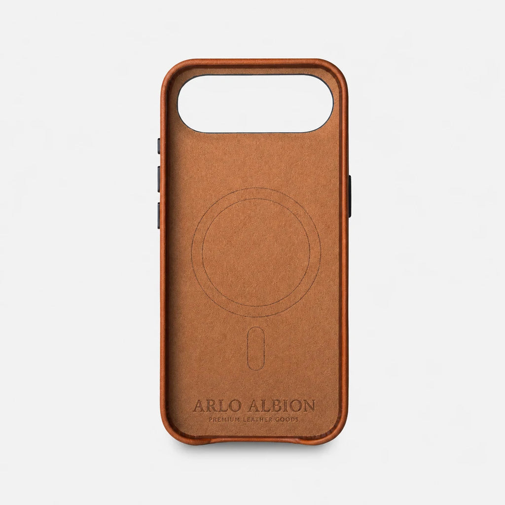 Leather iPhone 17 Air Shell Case Metal, MagSafe - Saddle Brown