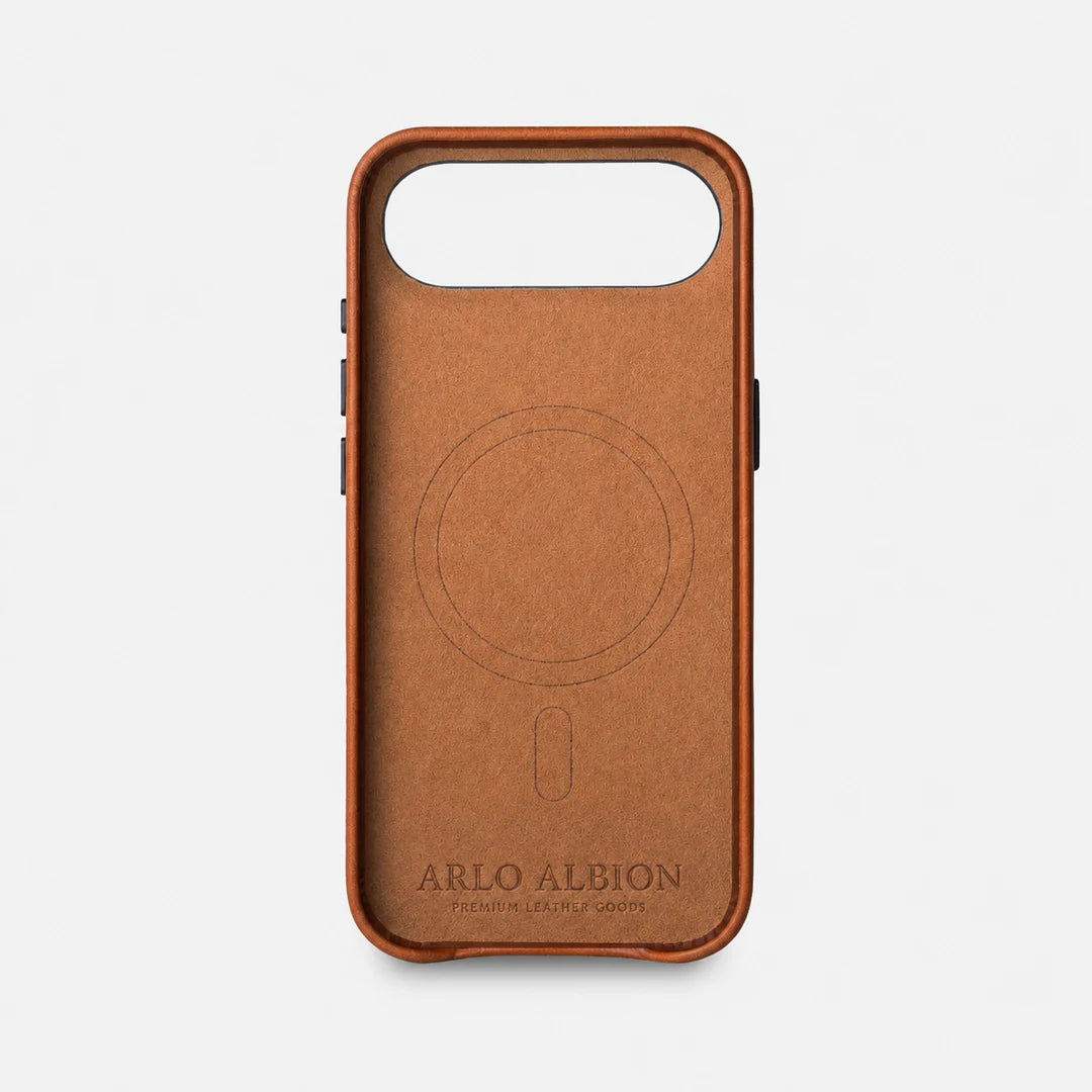Leather iPhone 17 Air Shell Case Metal, MagSafe - Saddle Brown